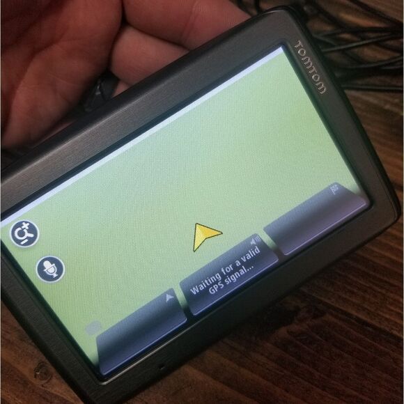 TOM TOM 4 EQ50 GPS TESTED C1 - Picture 2 of 6